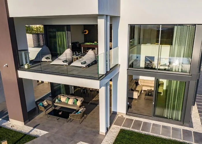 Villa Luxury Deluxe With Private Pool In - Istria Pula