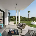 Luxury Villa Deluxe Pula With Heated Pool In Istria