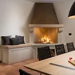 Luxury Villa Deluxe Pula With Heated Pool In Istria *