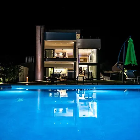 فيلة Luxury Deluxe With Heated Pool In Istria *