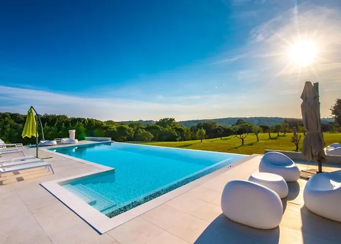 Luxury Deluxe With Private Pool In - Istria Vila Pula