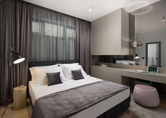 Luxury Deluxe With Private Pool In - Istria