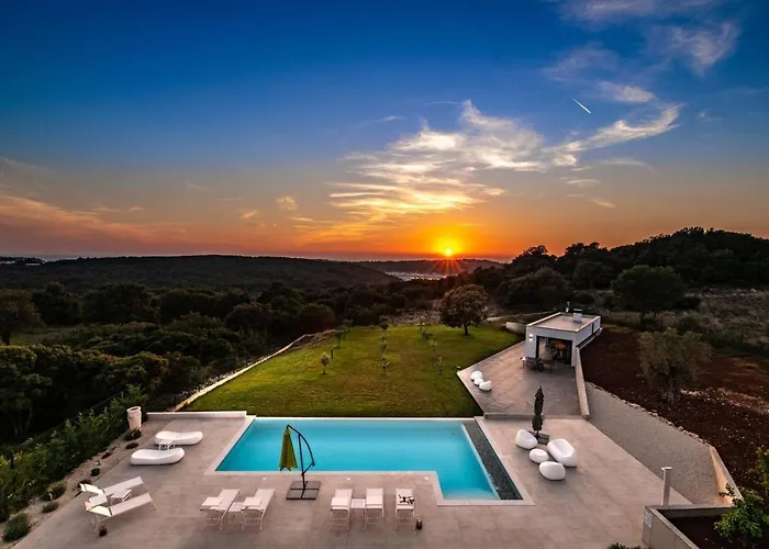 Luxury Deluxe With Private Pool In - Istria Vila Pula