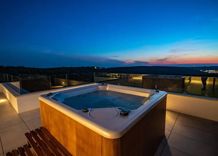 Luxury Deluxe With Private Pool In - Istria